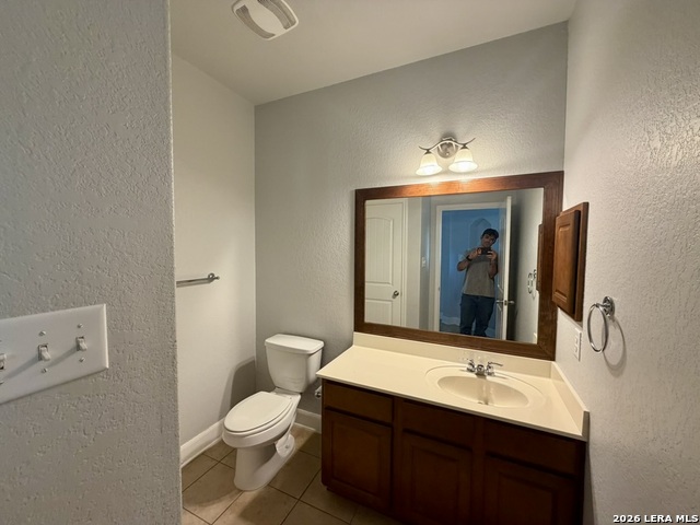 23939 Stately Oaks Property Photo 6