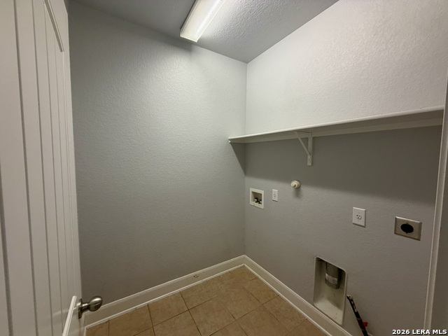 23939 Stately Oaks Property Photo 7