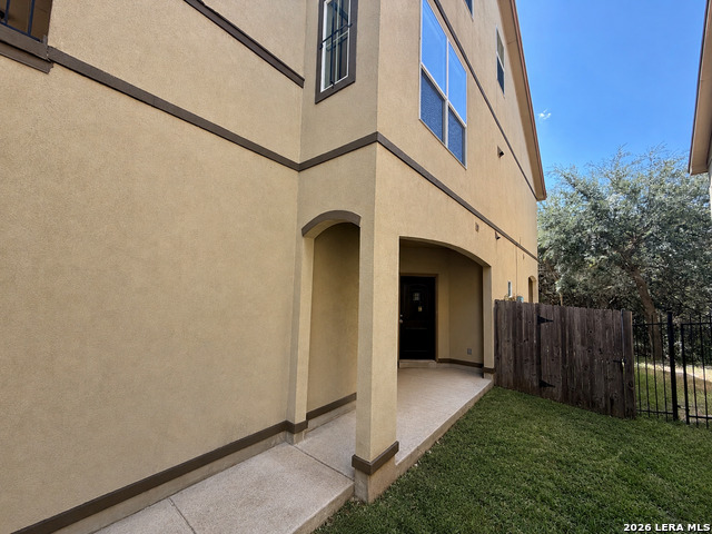 23939 Stately Oaks Property Photo 22