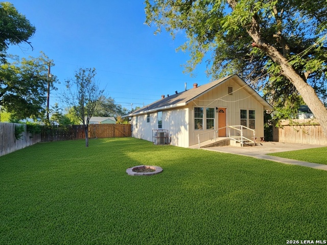 2122 Hicks Ave Property Photo 16