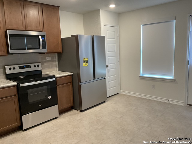4915 Dalton Bnd Property Photo 6