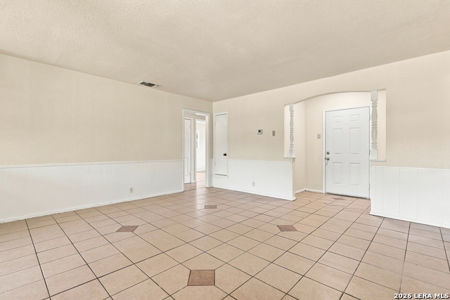 329 Vine Property Photo 5