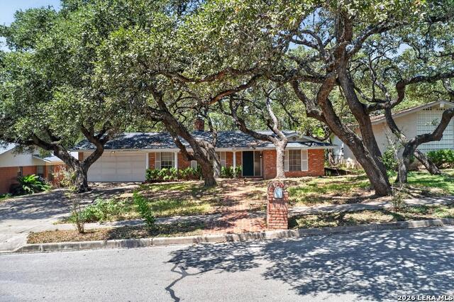 10911 Janet Lee Dr Property Photo 3