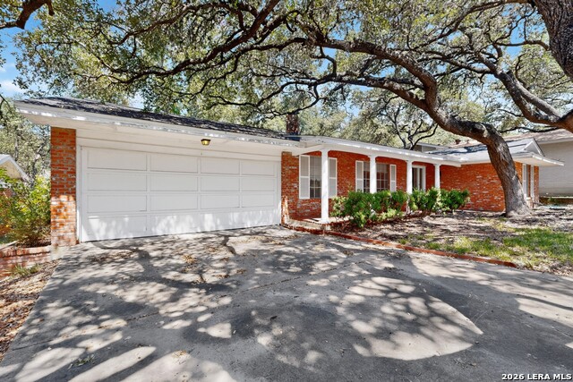 10911 Janet Lee Dr Property Photo 6