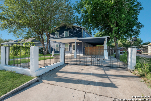 234 Spaatz St Property Photo 2