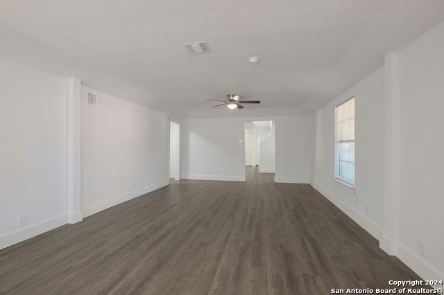 234 Spaatz St Property Photo 6
