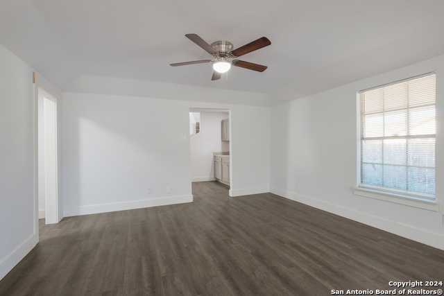 234 Spaatz St Property Photo 8