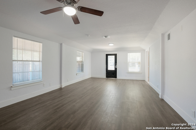 234 Spaatz St Property Photo 9