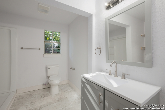 234 Spaatz St Property Photo 10