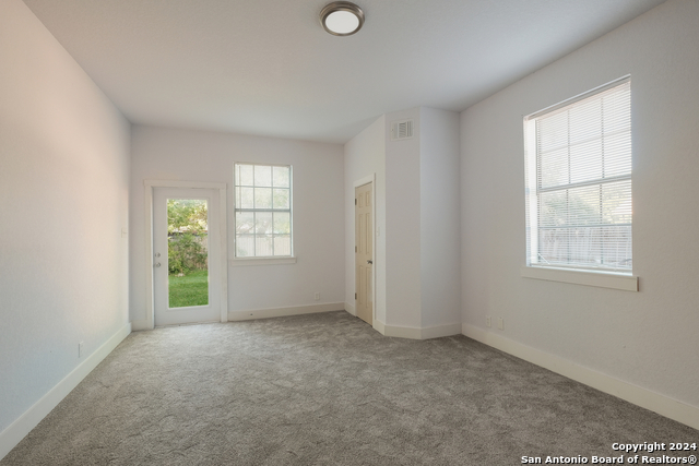 234 Spaatz St Property Photo 16