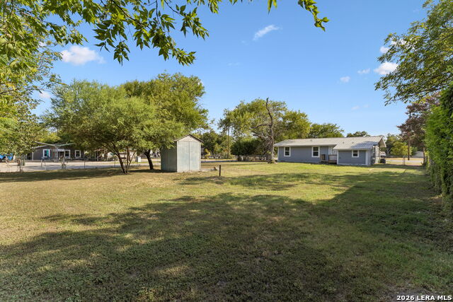 281 N Lone Star Ave Property Photo 36