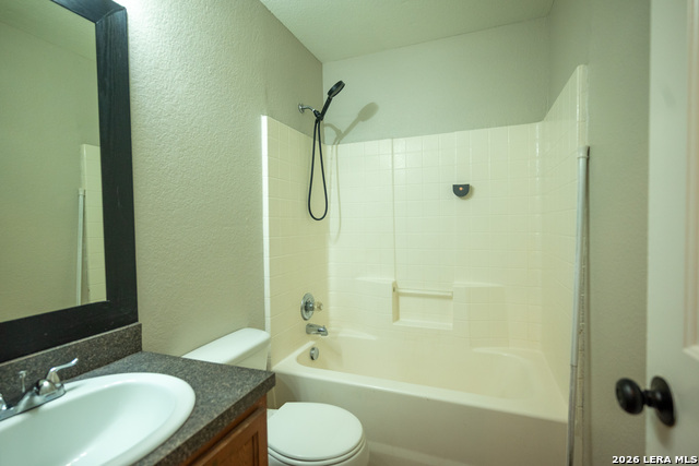 6911 Heathers Way Property Photo 17