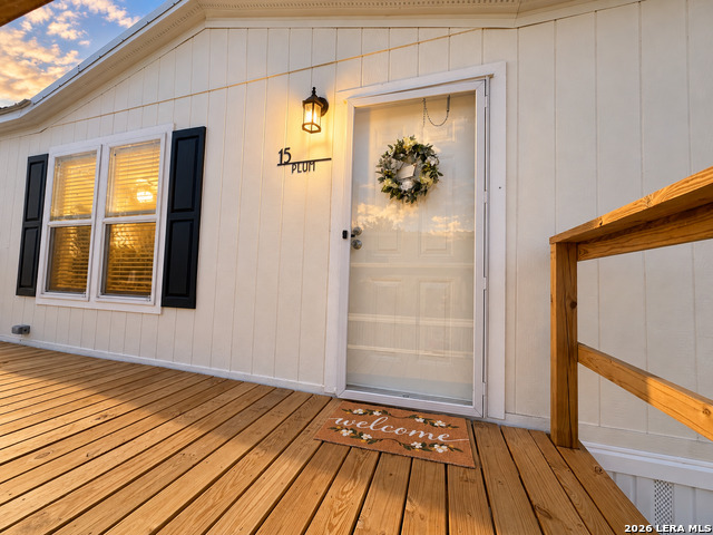 15 Plum St Property Photo 4