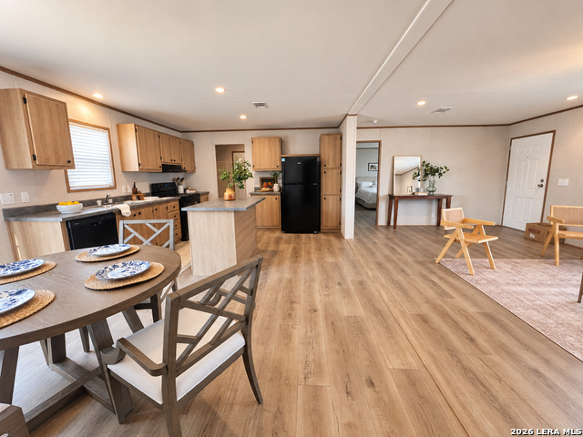 15 Plum St Property Photo 8