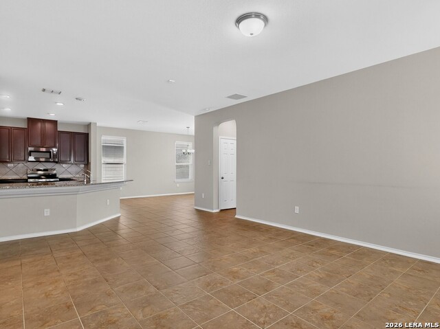 9102 Wind Ter Property Photo 7