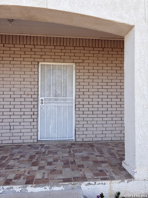 1234 Zarate Property Photo 4