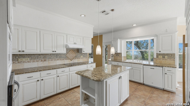 32841 Claire Cove Property Photo 2