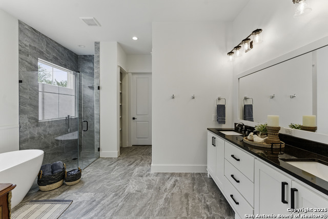 321 Bentwood Property Photo 16