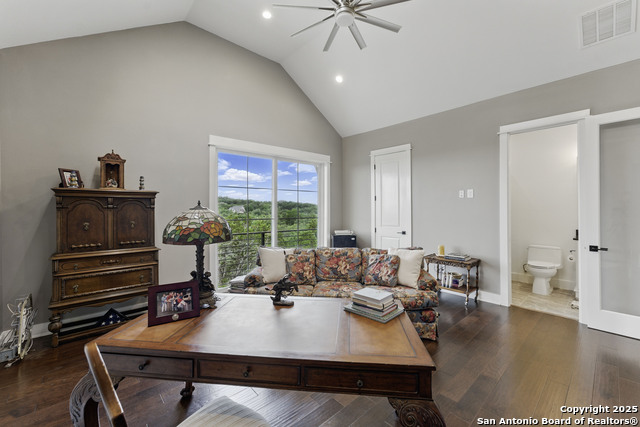 321 Bentwood Property Photo 29
