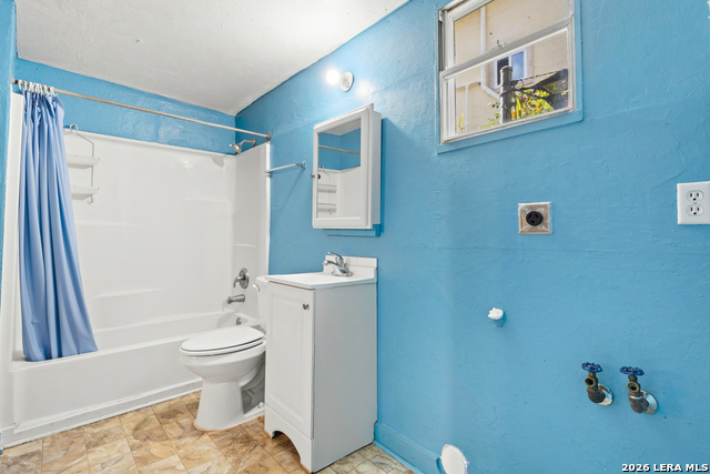 944 Briscoe Aly Property Photo 18