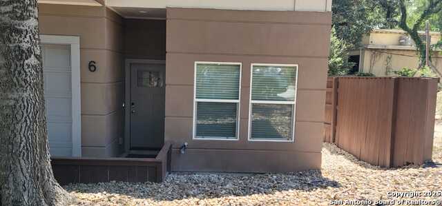 1002 Morningside Dr Property Photo 3