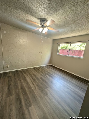 6807 Blue Lake Dr Property Photo 8