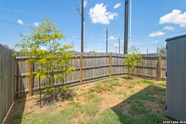 7731 Elm Bnd Property Photo 18
