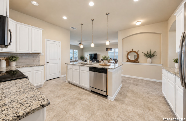 833 Stratus Path Property Photo 6