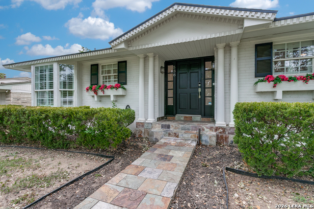 538 Oakleaf Dr Property Photo 3