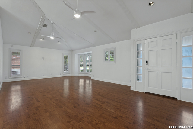 538 Oakleaf Dr Property Photo 4