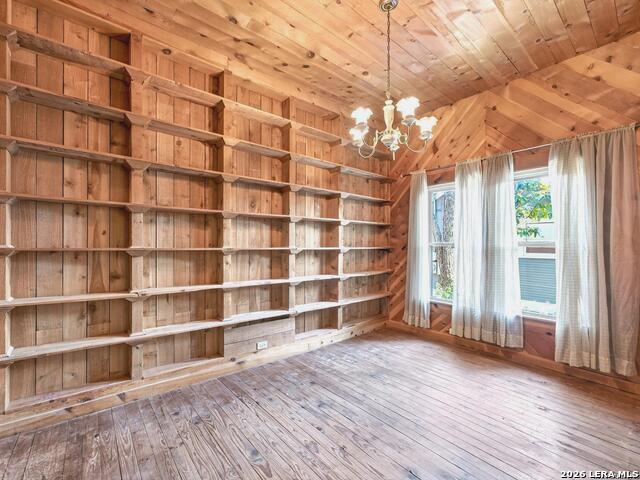 808 W French Pl Property Photo 17