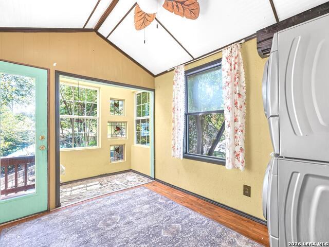 808 W French Pl Property Photo 33