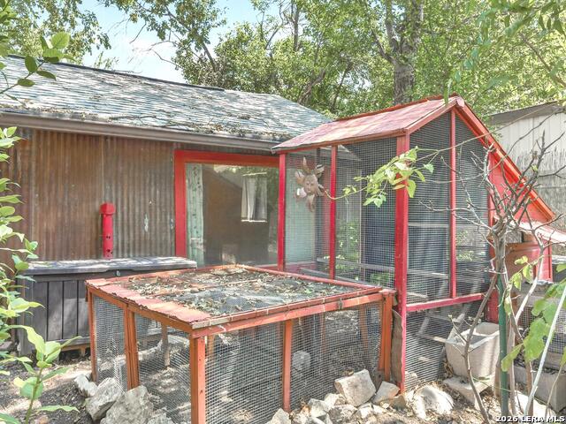 808 W French Pl Property Photo 45