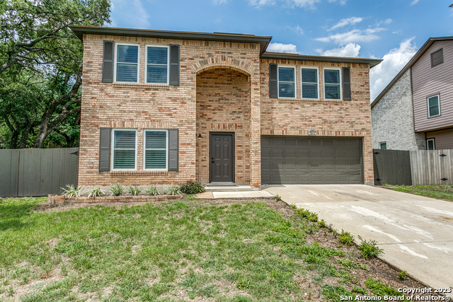 7619 Valley Trails St Property Photo 3