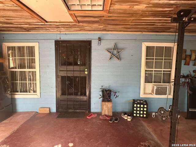 518 Sw 18th St Property Photo 1