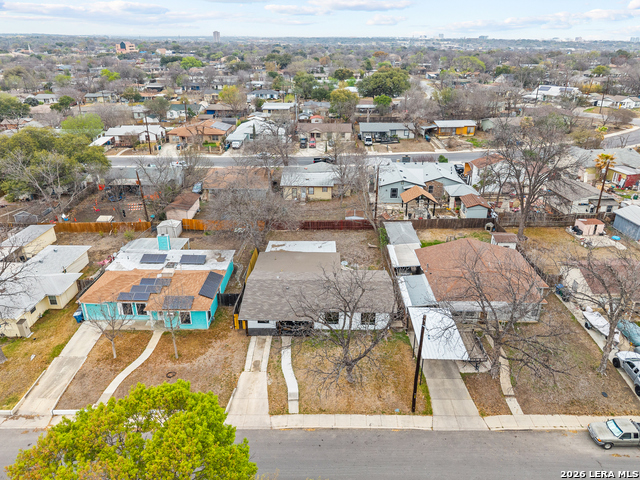 1031 Thorain Property Photo 3