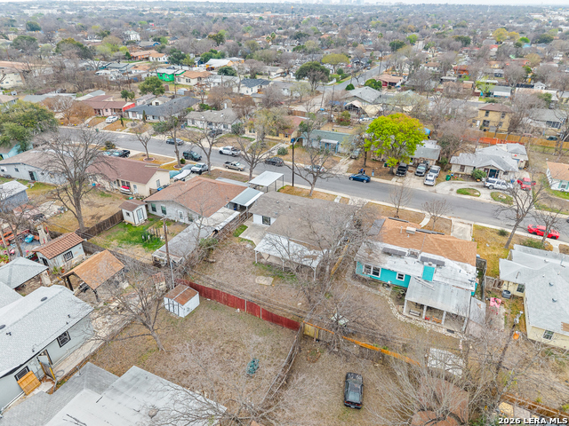 1031 Thorain Property Photo 6
