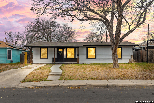 1031 Thorain Property Photo 11