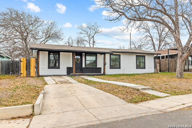 1031 Thorain Property Photo 14