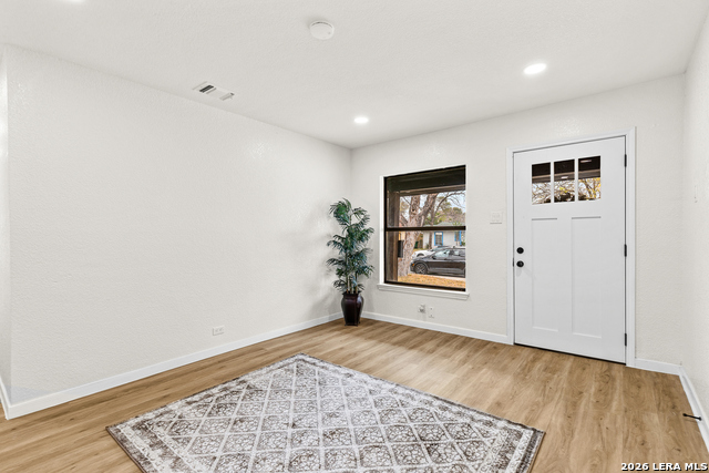 1031 Thorain Property Photo 16