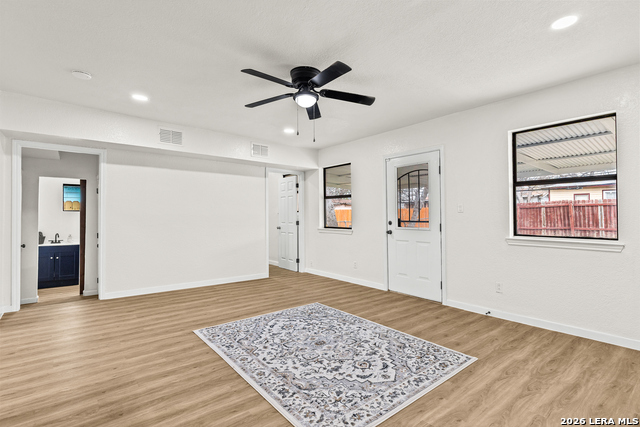 1031 Thorain Property Photo 23