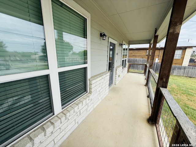 2029 Blueridge Dr Property Photo 2