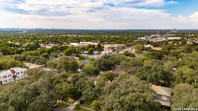 339 W Hollywood Ave Property Photo 40