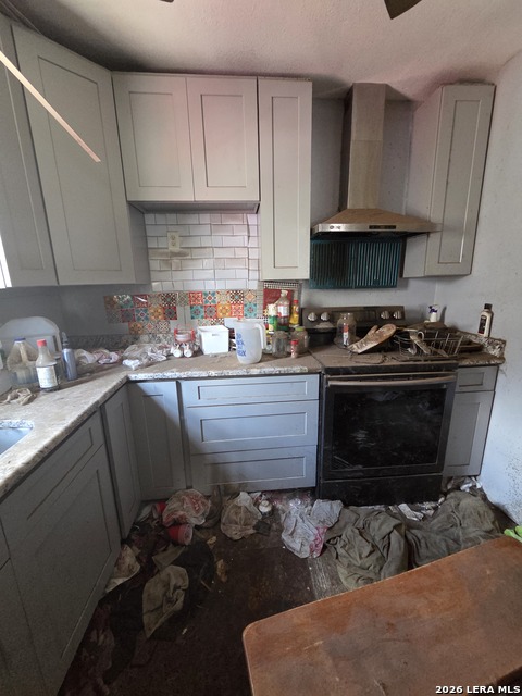 927 Bailey Ave Property Photo 2