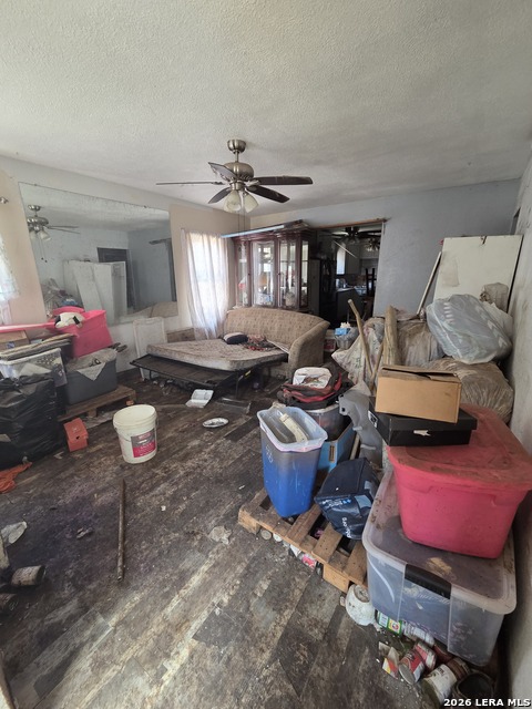 927 Bailey Ave Property Photo 5