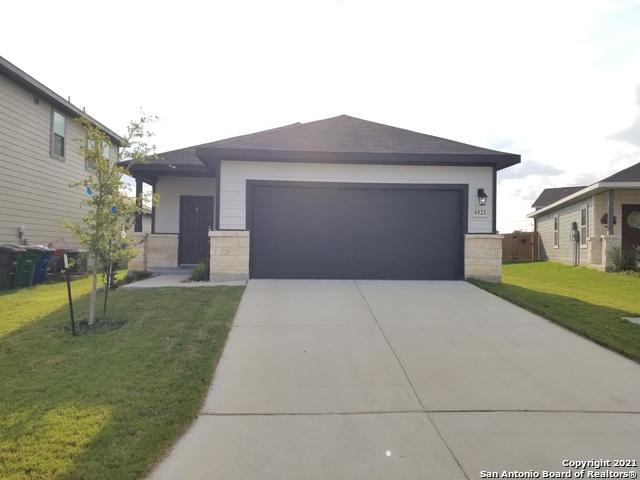 6123 Longhurst Way Property Photo 1