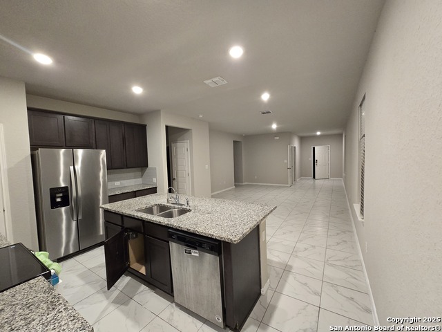 6123 Longhurst Way Property Photo 14