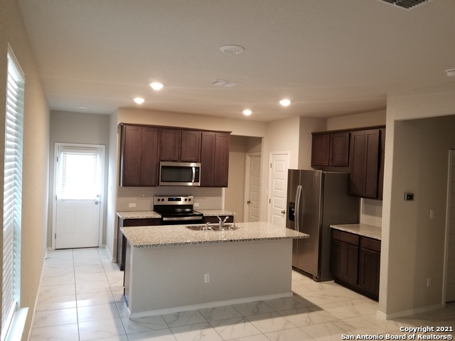 6123 Longhurst Way Property Photo 19