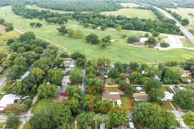 140 Hillcrest Property Photo 3
