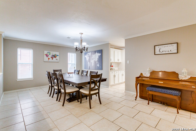 2422 Newoak Park Property Photo 4